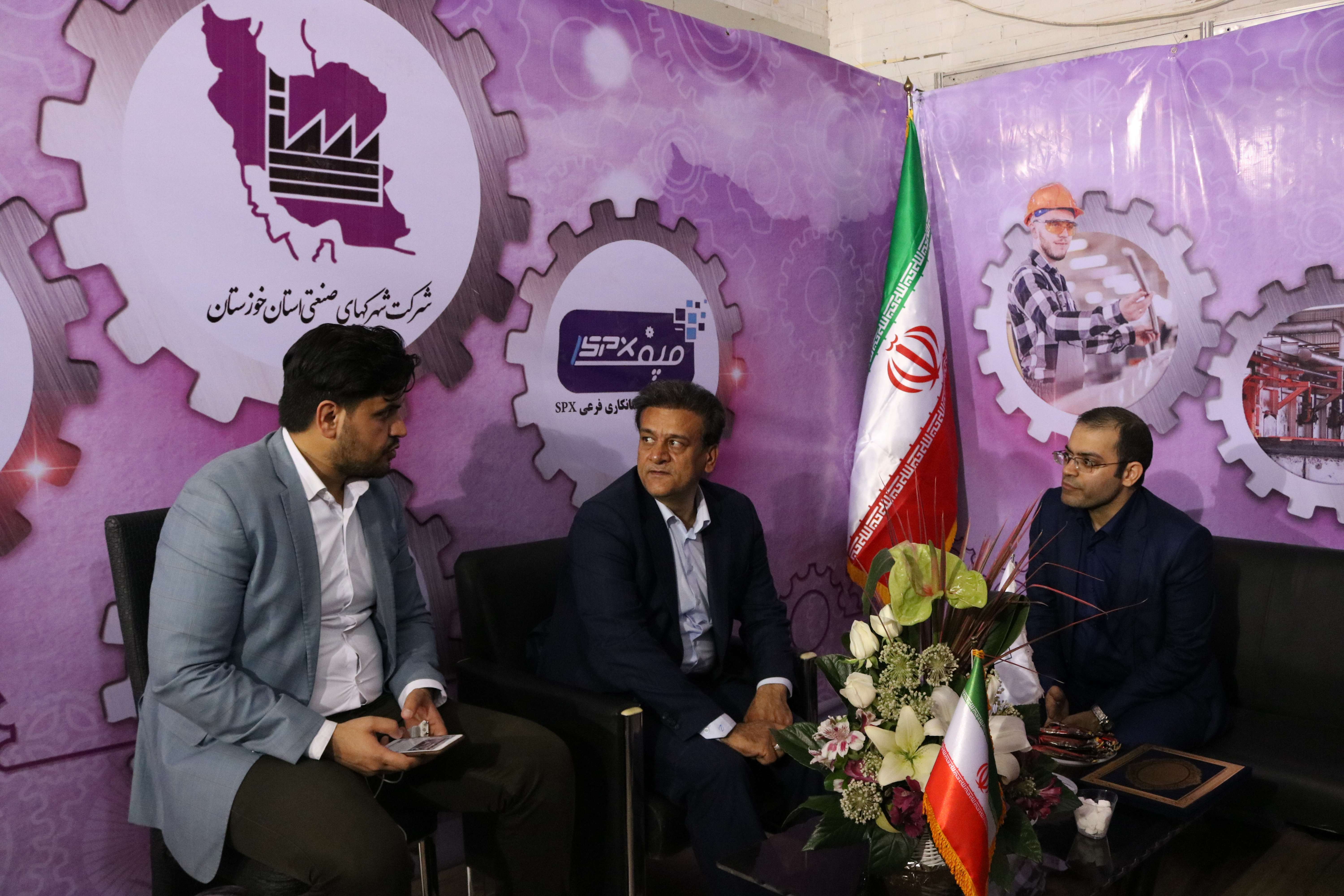 حضور ۳۵ شرکت صنایع کوچک در نمایشگاه فولاد خوزستان