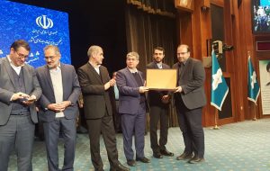 مدیر عامل فولاد اکسین خوزستان به عنوان مدیر جهادی کشور معرفی شد
