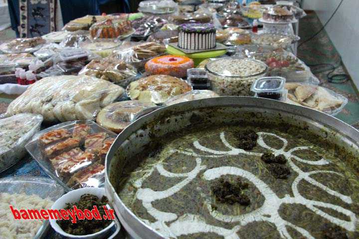 جشنواره غذایی و آثار هنری دانش آموزان دبیرستان متوسطه اول چهارده معصوم امیرآباد میبد