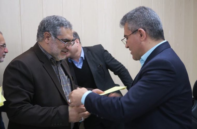 دکتر فرزین یارمحمدی به عضویت شورای مرکزی انجمن اولیا و مربیان خوزستان منصوب شد