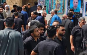 تشییع پیکر یکی از جانباختگان بندر شهید رجایی در خرمشهر تشییع پیکر یکی از جانباختگان بندر شهید رجایی در خرمشهر