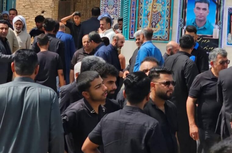 تشییع پیکر یکی از جانباختگان بندر شهید رجایی در خرمشهر تشییع پیکر یکی از جانباختگان بندر شهید رجایی در خرمشهر