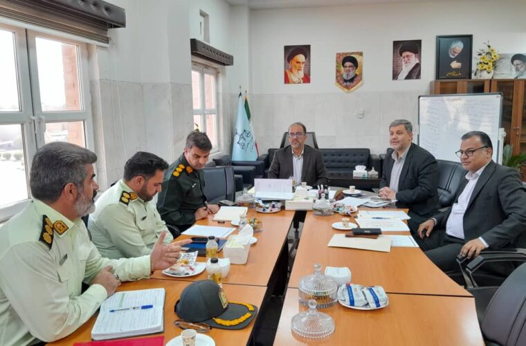 تأکید دادستان مرکز خوزستان بر تعیین تکلیف شکوائیههای رسوبی در کلانتریها تأکید دادستان مرکز خوزستان بر تعیین تکلیف شکوائیههای رسوبی در کلانتریها