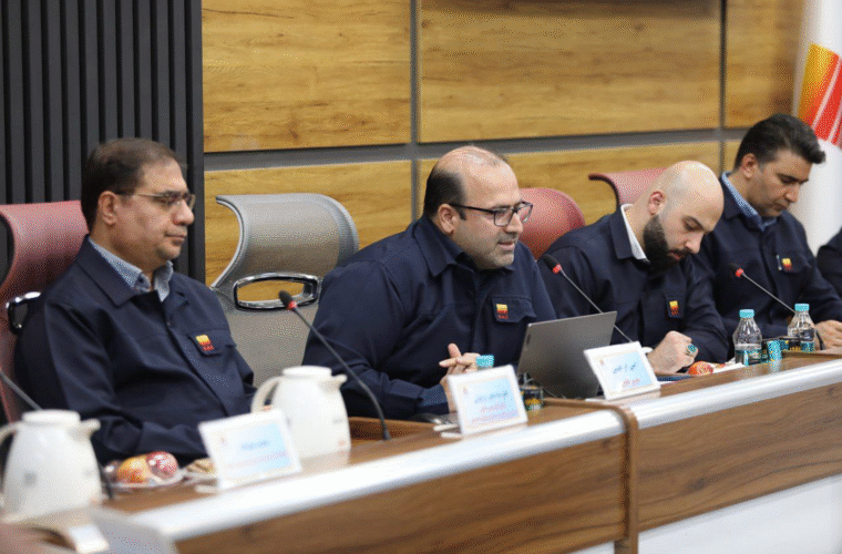 سرمایهگذاری ۵۰ همتی و استخدام ۱۵۰۰ نیروی بومی توسط فولاد خوزستان سرمایهگذاری ۵۰ همتی و استخدام ۱۵۰۰ نیروی بومی توسط فولاد خوزستان