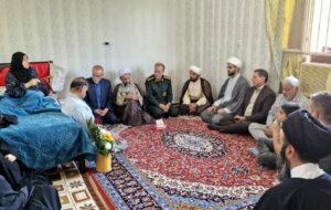 دیدار اعضای ستاد یادواره شهدای امر به معروف و نهی از منکر با خانواده شهید عبدالرضا بهمئی دومین شهید امر به معروف خوزستان دیدار اعضای ستاد یادواره شهدای امر به معروف و نهی از منکر با خانواده شهید عبدالرضا بهمئی دومین شهید امر به معروف خوزستان