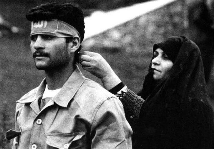 جنگ مردانه بود؛ اما پایداری زنانه جنگ مردانه بود؛ اما پایداری زنانه