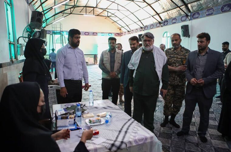 پزشکان جهادی شرکت ملی حفاری ایران به اهالی منطقه عین‌دو اهواز خدمات رایگان ارائه کردند