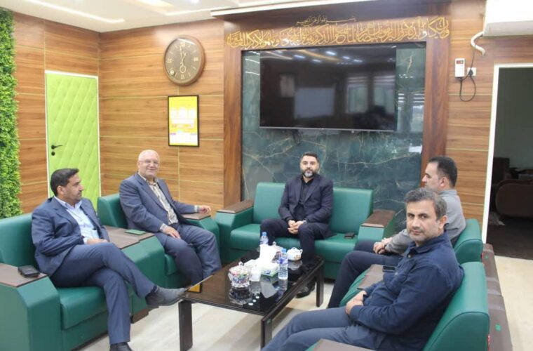 بازدید عضو شورای شهر اهواز از سازمان پارک‌ها و فضای سبز شهرداری اهواز