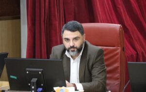 دعوت حمید مظفری به اتحاد و همبستگی در شورای شهر اهواز/ اختلاف‌نظرها نقطه قوت شورا است؛ همدلی را فراموش نکنیم