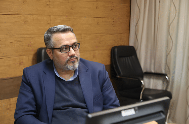 مدیرعامل شرکت توسعه نیشکر و صنایع جانبی: پرتوانتر از گذشته در مسیر شکوفایی نیشکر گام برمیداریم مدیرعامل شرکت توسعه نیشکر و صنایع جانبی: پرتوانتر از گذشته در مسیر شکوفایی نیشکر گام برمیداریم