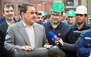 فولاد خوزستان یک ثروت ملی است؛ باید از این سرمایه ارزشمند صیانت و حمایت کنیم