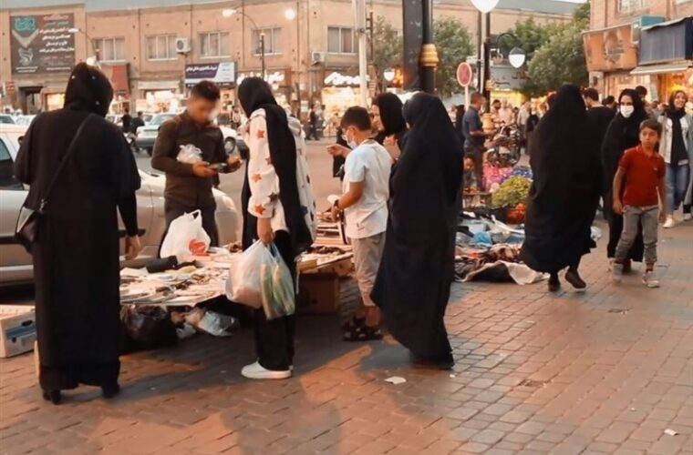 دستفروشی در اهواز؛ مسئله‌ای که با جمع‌آوری از خیابان ناپدید نمی‌شود